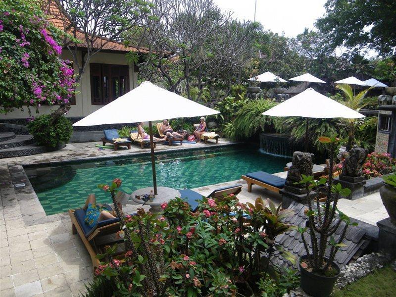 Besakih Beach Hotel Sanur  Exterior photo